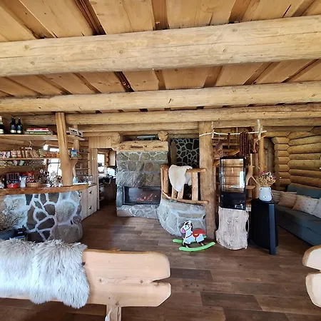 Gazdovsky Dvor - Sedlo Chlipavica Feriegård